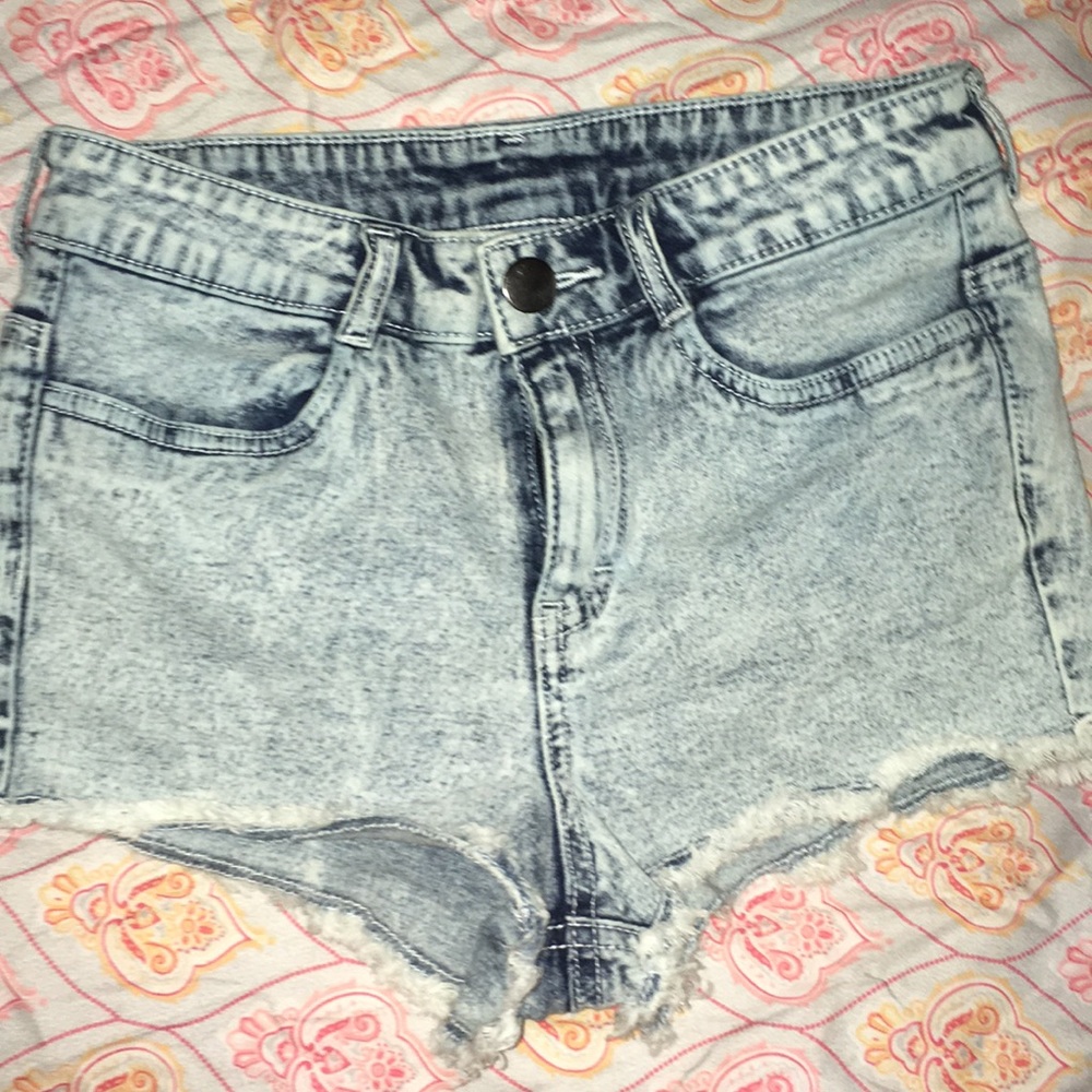 H&M high waist booty shorts